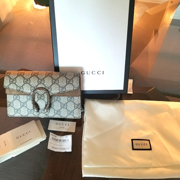 ***SOLD*** Gucci GG Supreme Super Mini Dionysus Bag - Picture 2 of 9